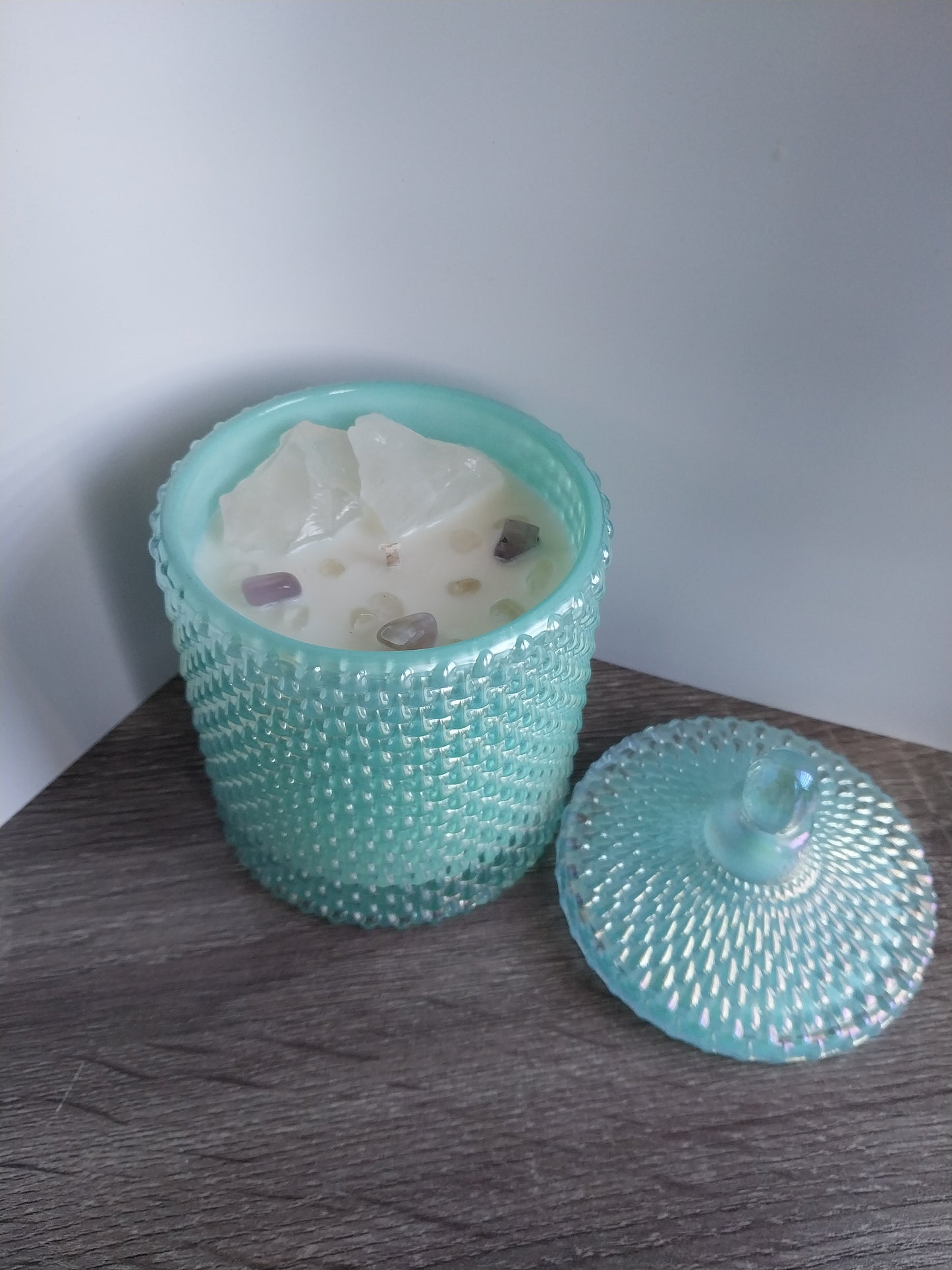 Sel De Mer Luxury Turquoise Vessel with Large Healing Natural Crystals