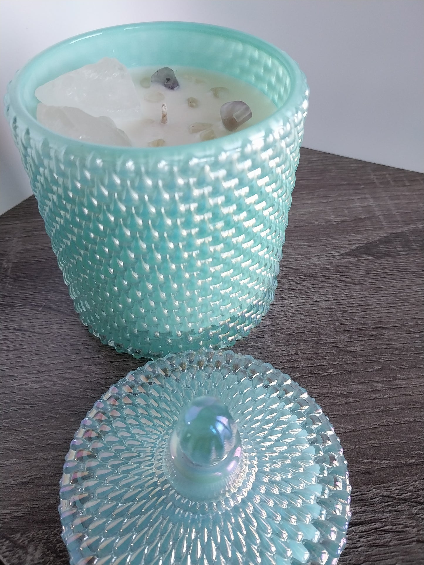 Sel De Mer Luxury Turquoise Vessel with Large Healing Natural Crystals