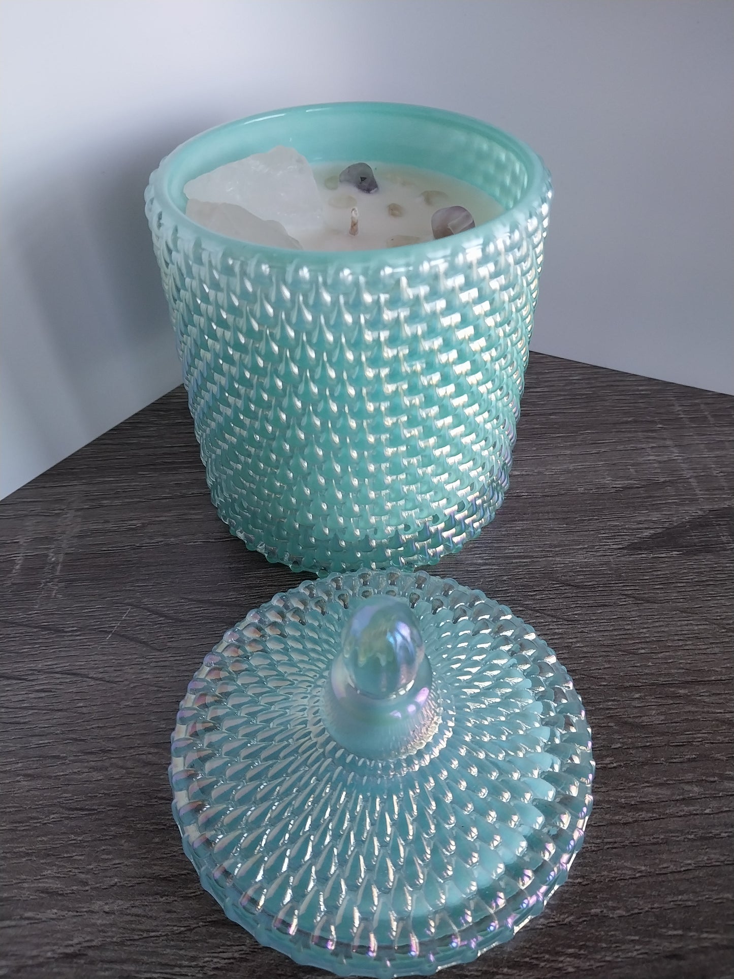 Sel De Mer Luxury Turquoise Vessel with Large Healing Natural Crystals