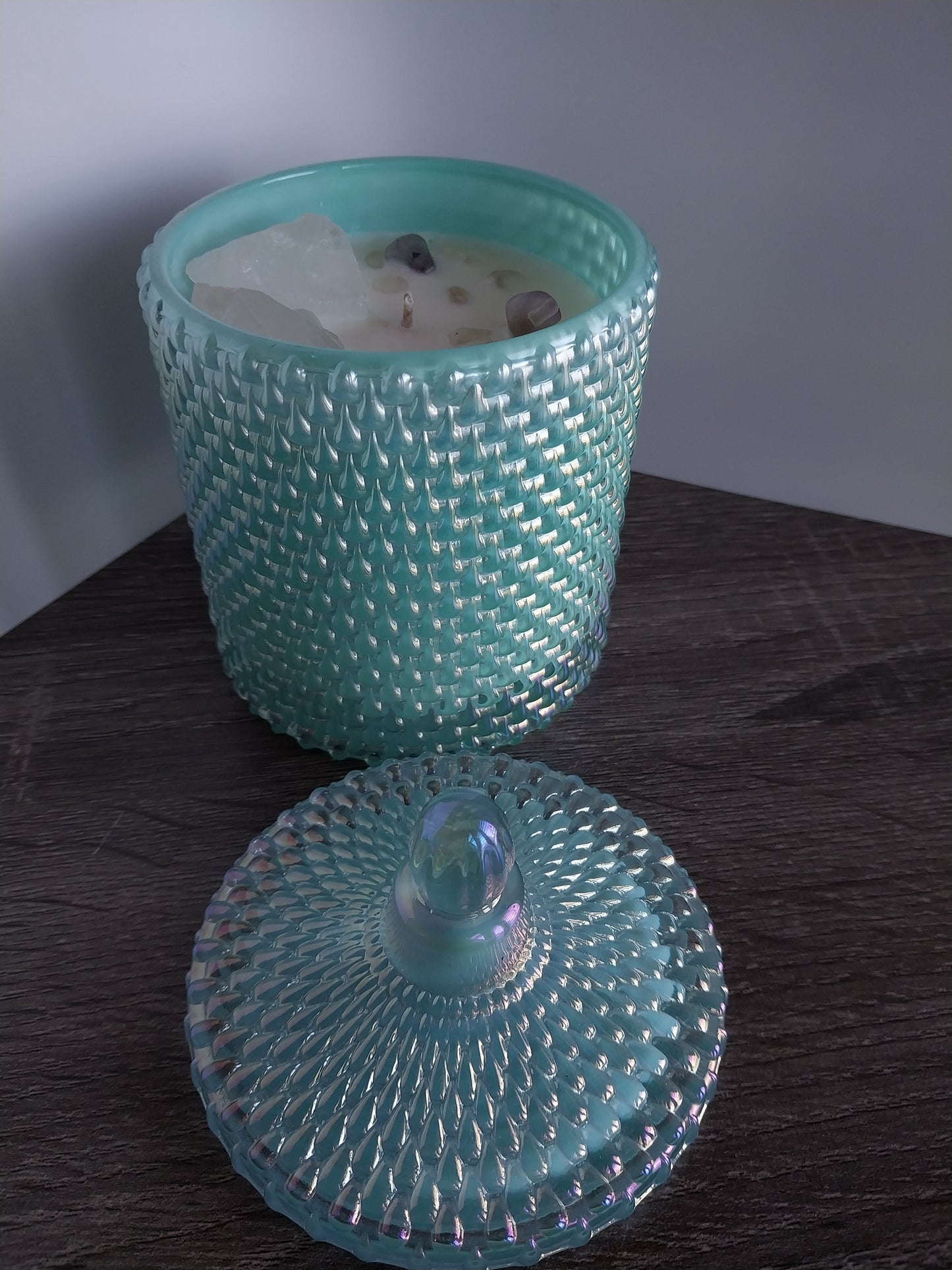 Sel De Mer Luxury Turquoise Vessel with Large Healing Natural Crystals