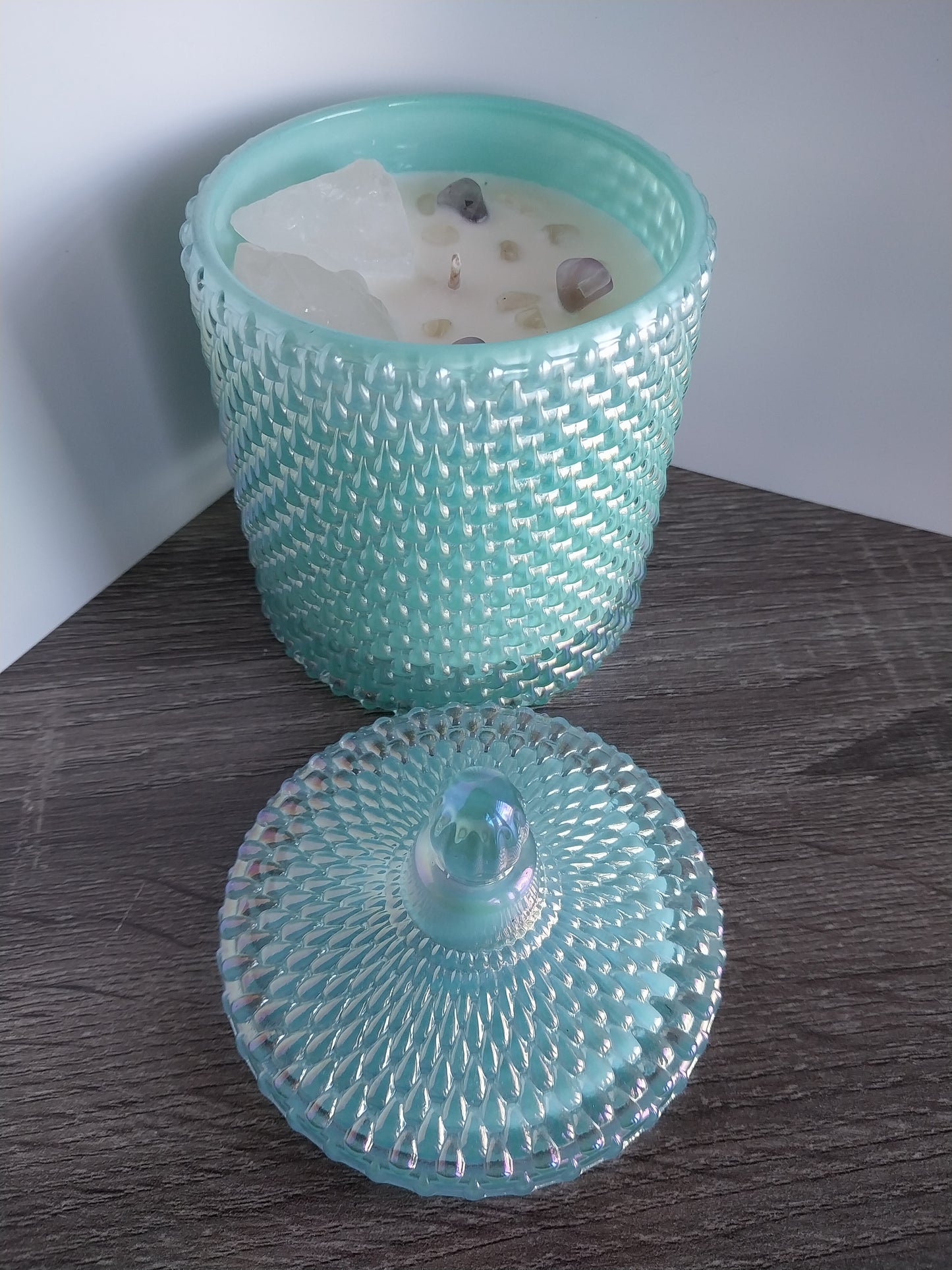 Sel De Mer Luxury Turquoise Vessel with Large Healing Natural Crystals