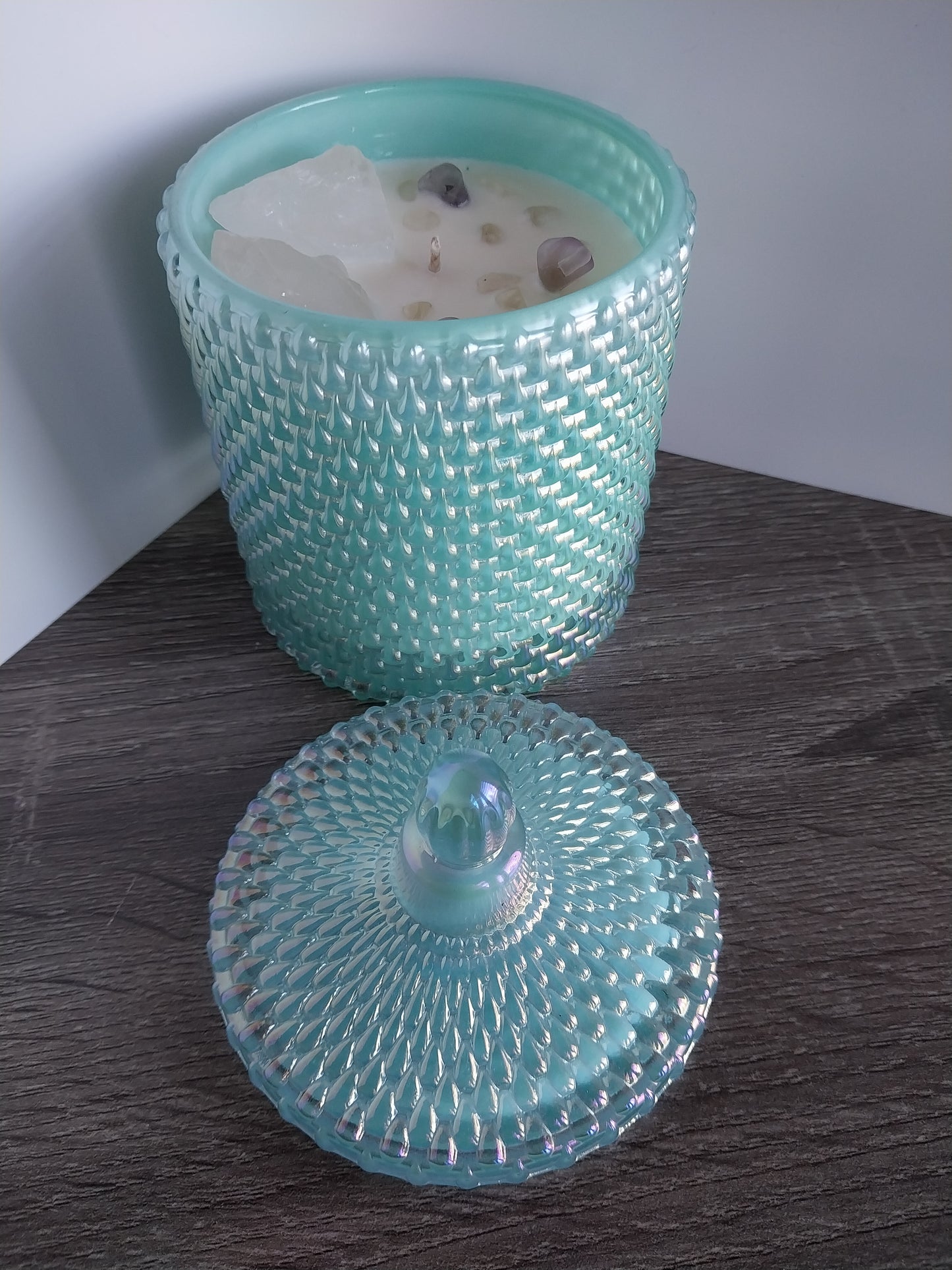 Sel De Mer Luxury Turquoise Vessel with Large Healing Natural Crystals