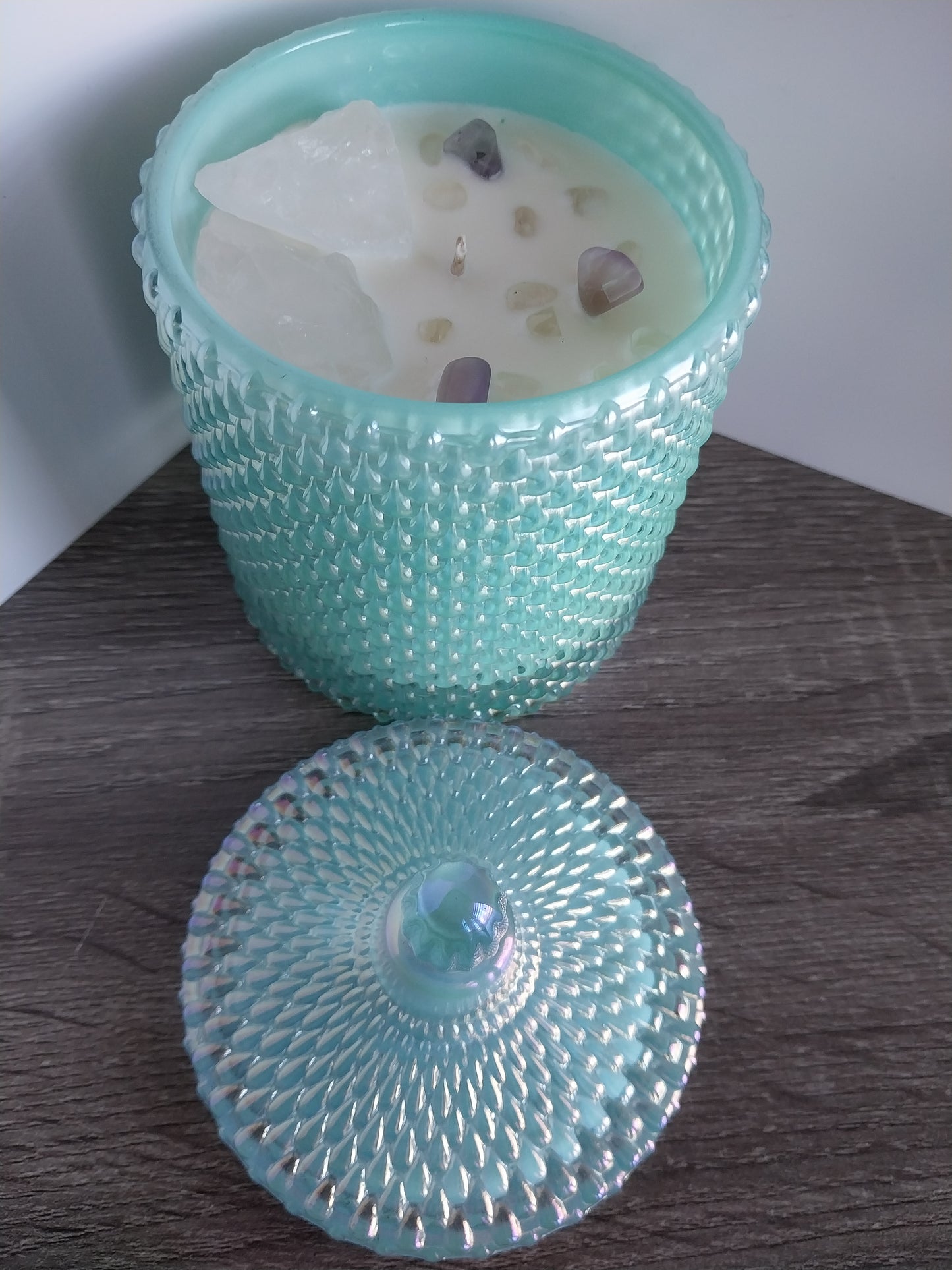 Sel De Mer Luxury Turquoise Vessel with Large Healing Natural Crystals