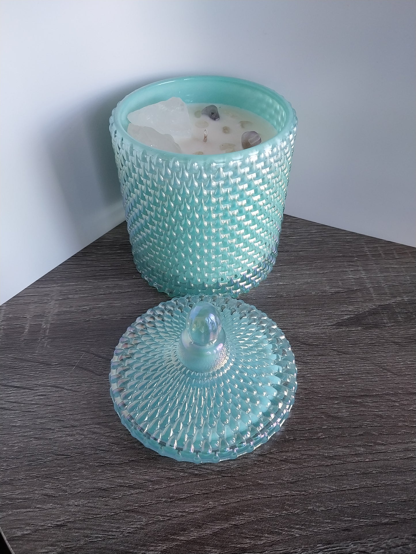 Sel De Mer Luxury Turquoise Vessel with Large Healing Natural Crystals