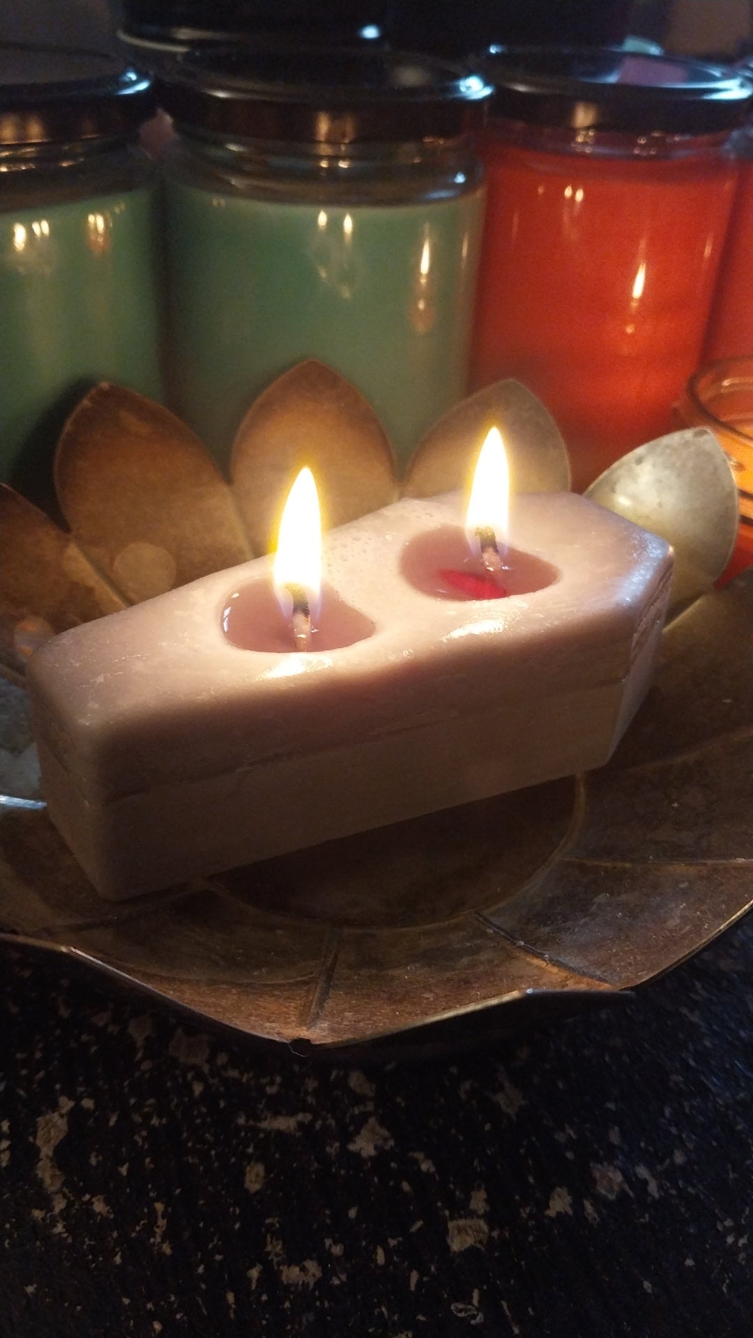 Color changing Coffin candle