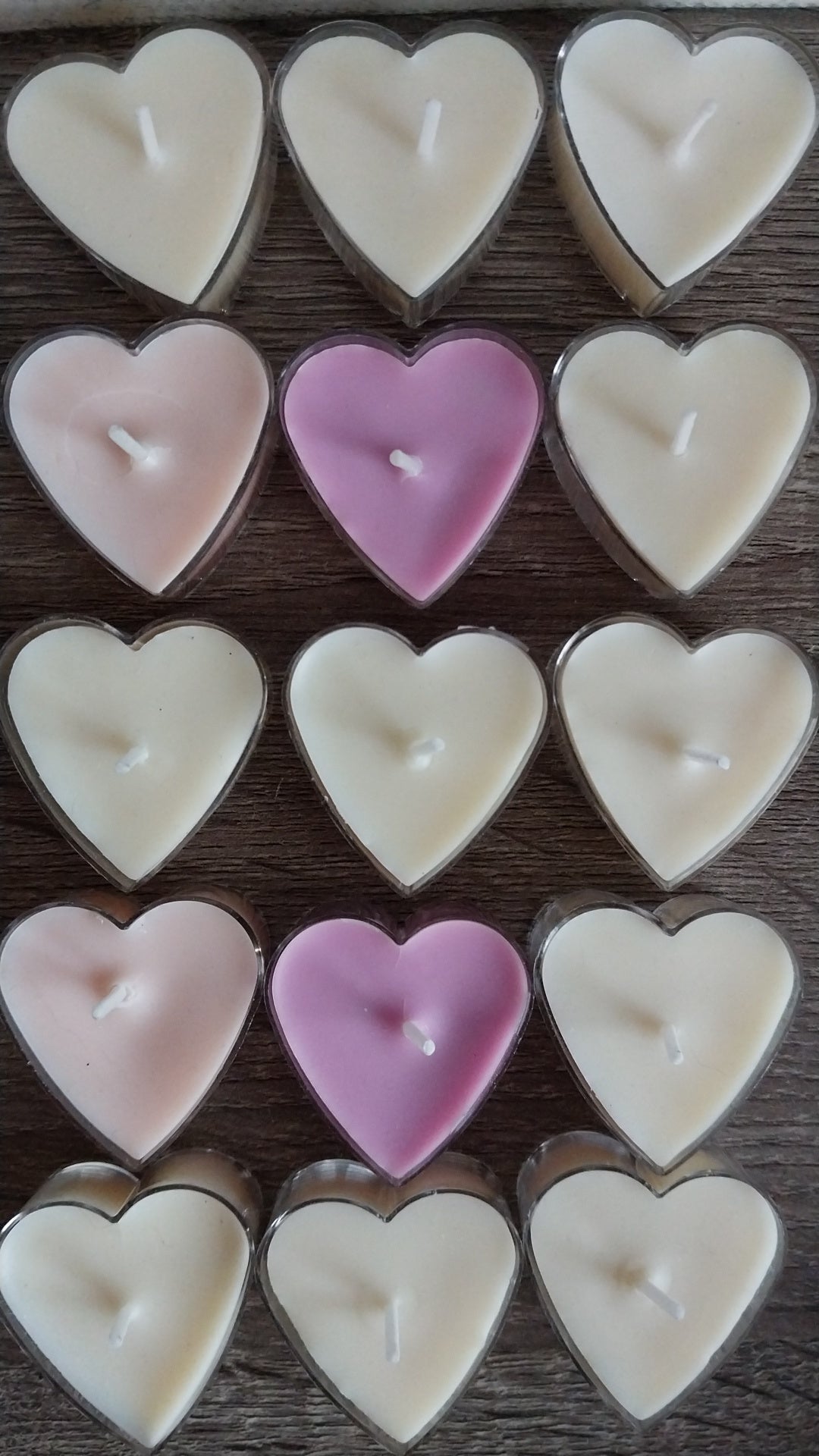 Vela amante del libro vertida a mano