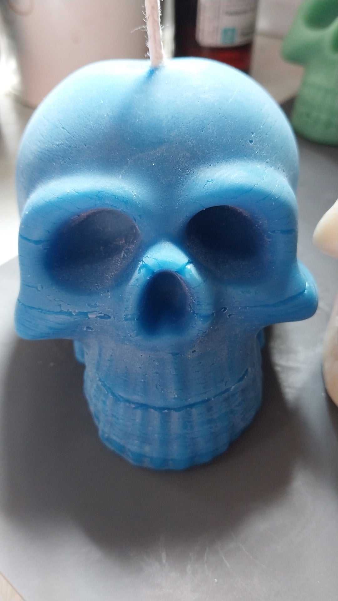 Bleeding skull candle