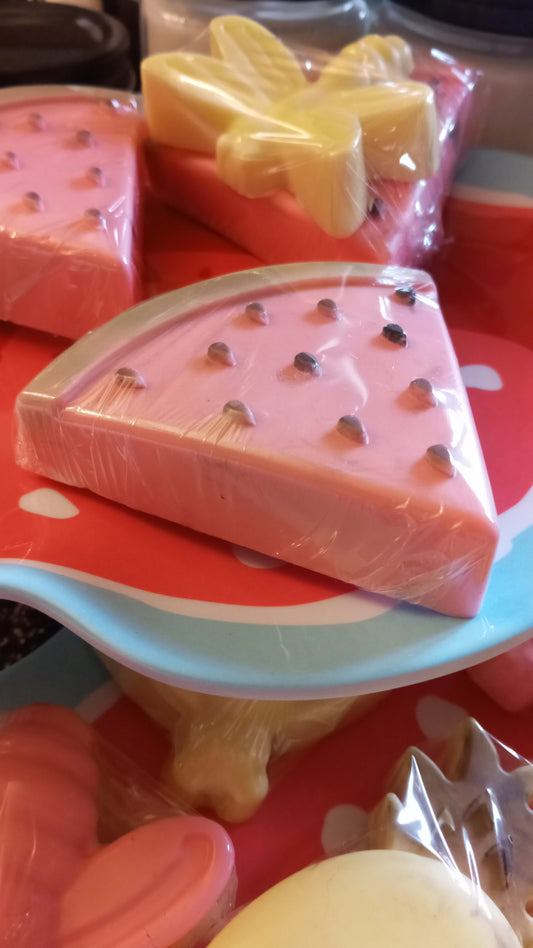 Watermelon 🍉 goats milk 🐐 🥛  Soap 🧼