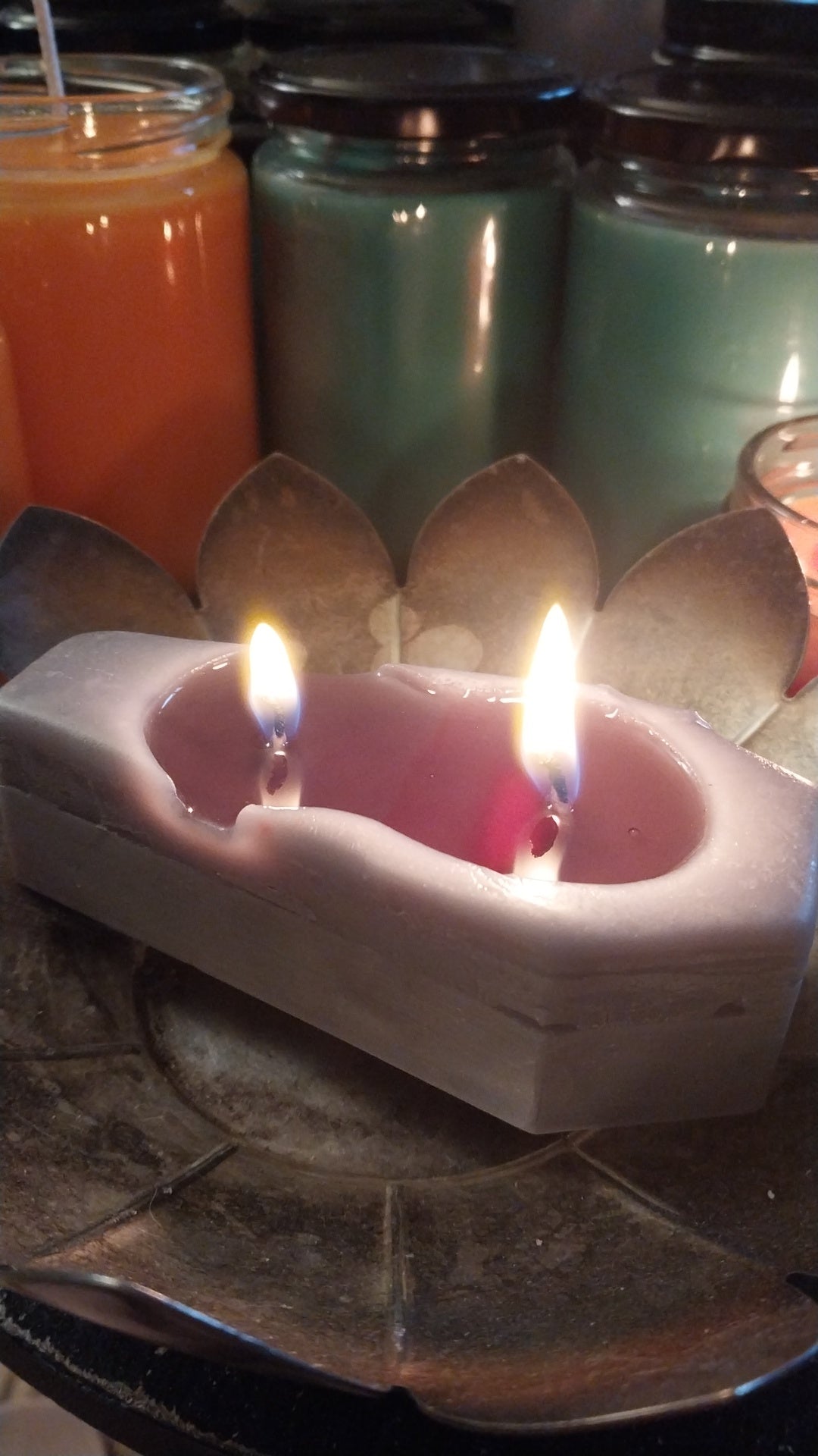 Color changing Coffin candle