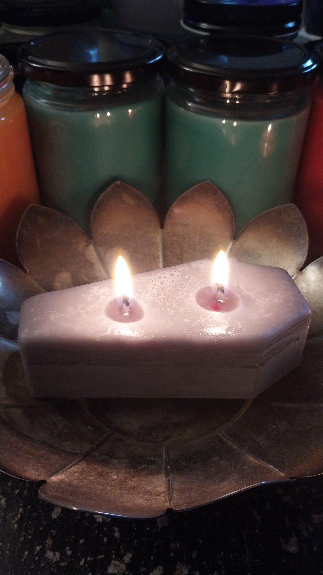 Color changing Coffin candle